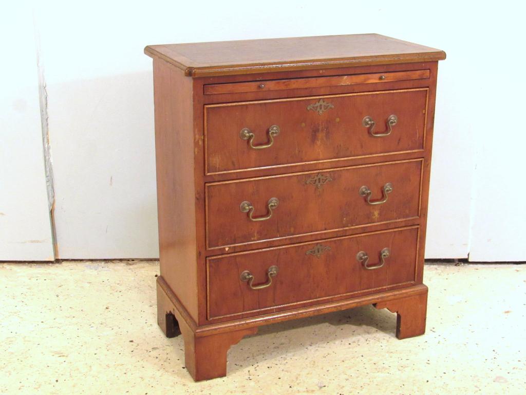 Hepplewhite Style Small Bachelors Chest: Burled wood top and fronts, single slide over 3 drawers atop bracket feet. Some losses. 24" X 13" X 28"h (A North Salem, NY Estate)