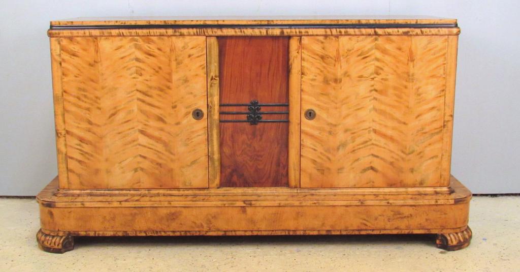 Art Deco / Biedermeier Buffet Sideboard: Burled wood with ebonized trim, squared top over 2 large doors, atop a rounded base with rounded front legs. 72" X 23" X 36"h