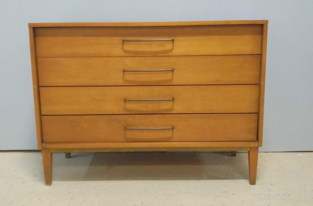 Mid Century Danish Modern Chest (1 of 5)