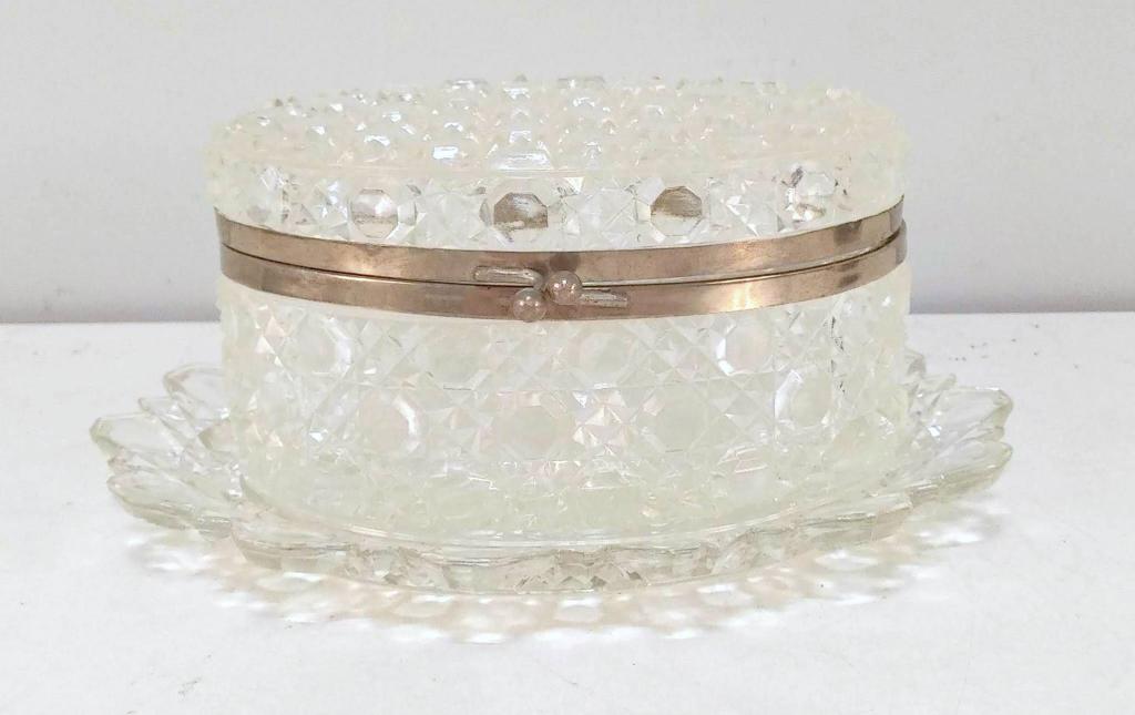 American Cut Glass Oval Box (1 of 6)