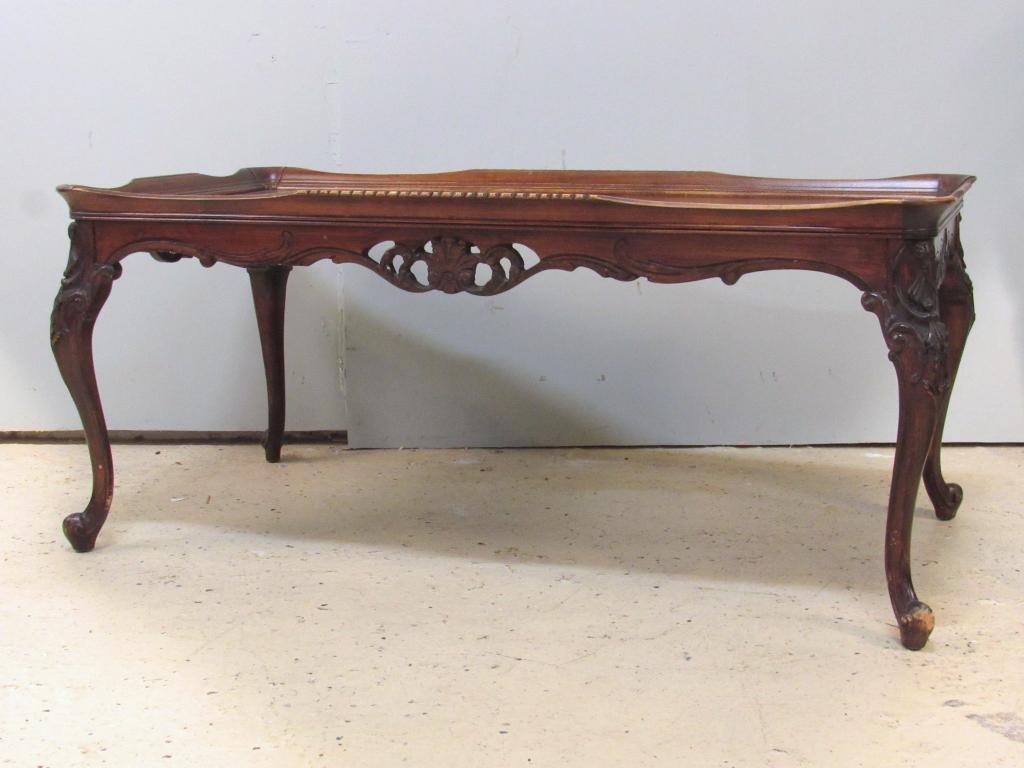 Georgian Style Coffee Table (1 of 4)