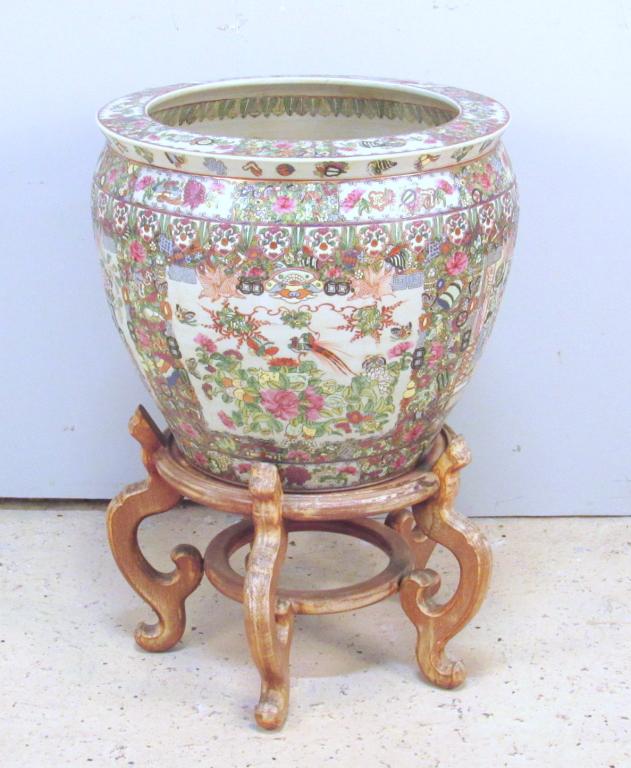 Chinese Verde Medallion Fish Bowl On Stand: Interior fish and exterior enamel design. 19" dia x 16 h planter (27" h total) (From a 1025 Fifth Avenue Estate)