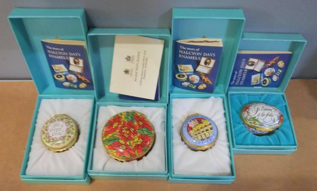 4 Halcyon Days Designed by Tiffany Boxes: Pill / Snuff / Trinket enamel boxes .Carnegie Hall etc. Floral music box plays Jingle bells. In gift boxes.
