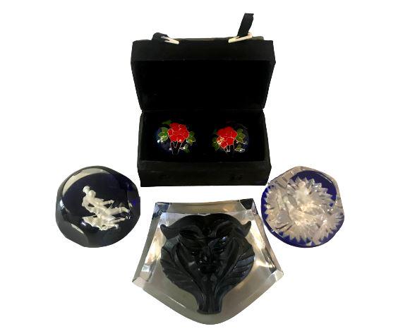 Assorted Decorative- 3 Paperweights & 2 Chimes (1 of 20)