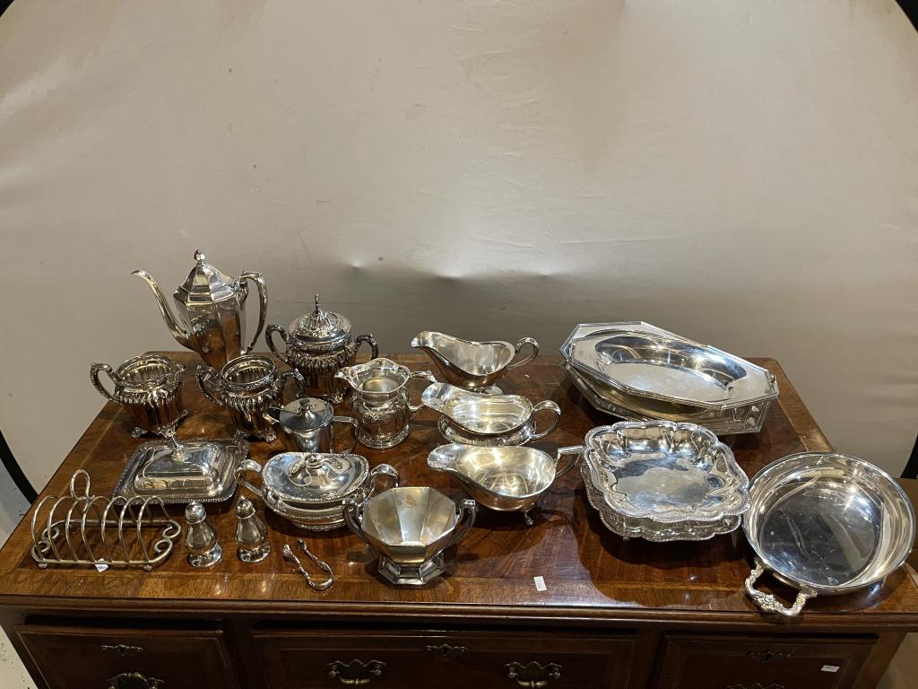 19 Piece Silver Plated Collection (1 of 17)