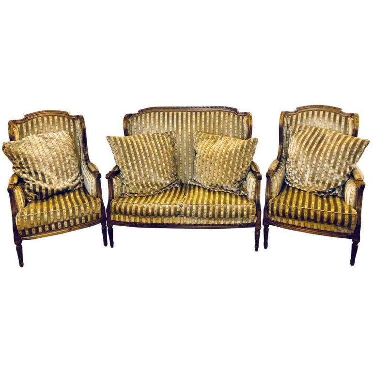 Living Room Suite Couch and Two Lounge Chairs (1 of 16)