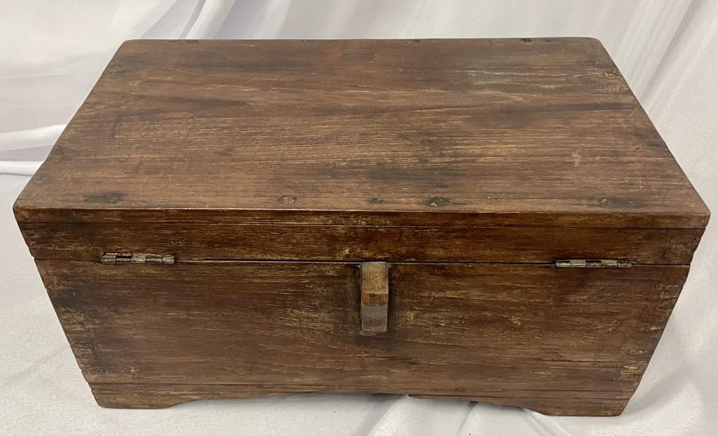 19c European Chest (1 of 10)