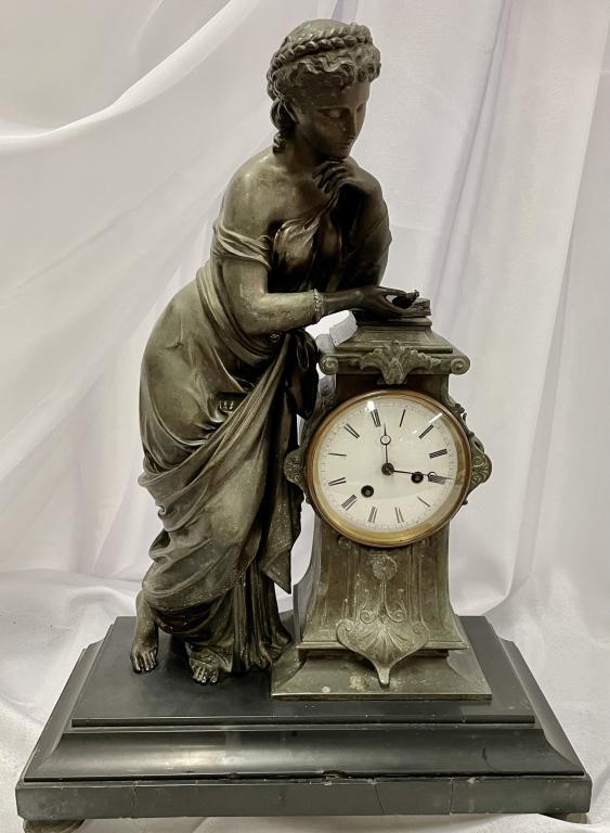 Victorian Spelter Mantle Clock (1 of 14)