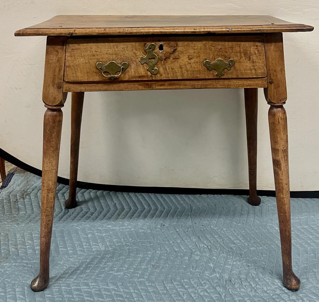 18th Century Desk or End Table: Queen Anne Fair to Good condition considering age. Having a center drawer. Broken handle part in the drawer. 28.5" x 14" x 28"