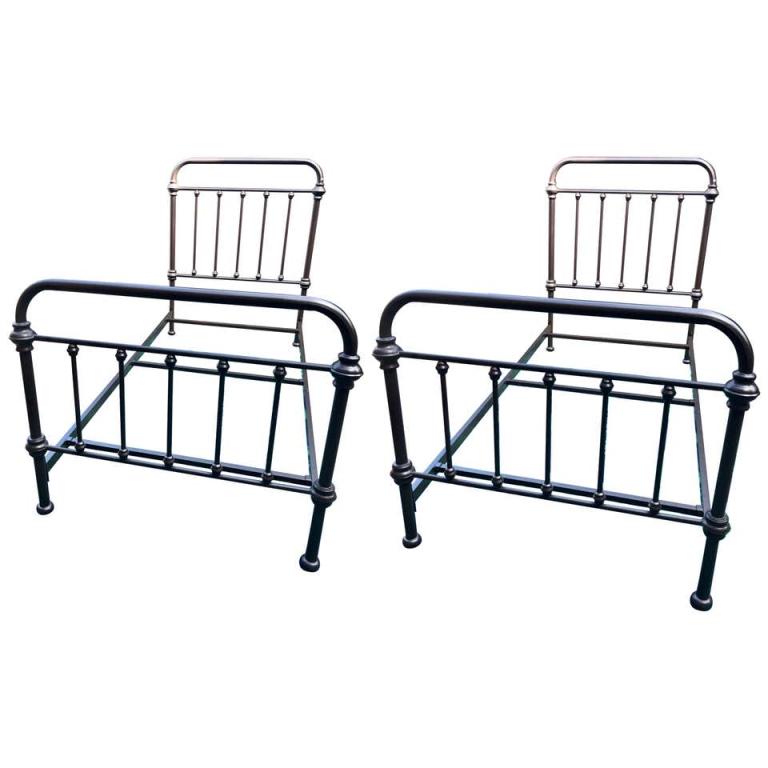 Pair of Metal Twin Sized Bed Frames in Pipe Form (1 of 9)