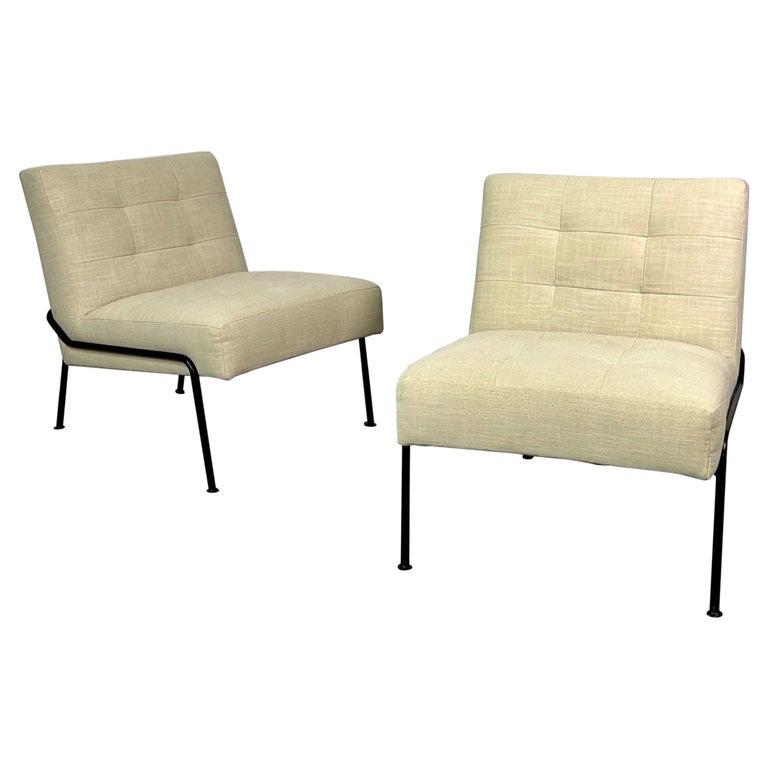 Pair of Corbusier Mid-Century Modern Lounge Chairs (1 of 8)