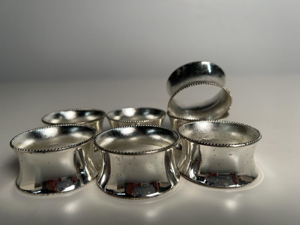 Seven Sterling Silver Napkin Rings (1 of 4)