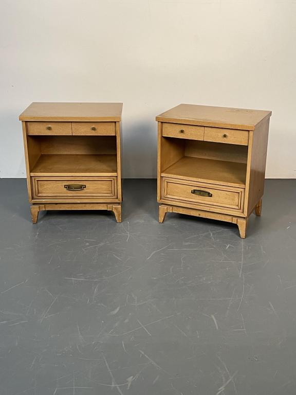 Pair, Mid Century Modern Nightstands or End Tables (1 of 4)