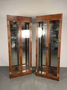 Pair of Henredon Beveled Glass ICabinets, Bookcases: Pair of Vintage Henredon Two Door Beveled Glass Illuminated Cabinets, Four Shelves. Very Fine Condition. Height 82 Inches, Depth 15 Inches, Width 31.5 Inches.