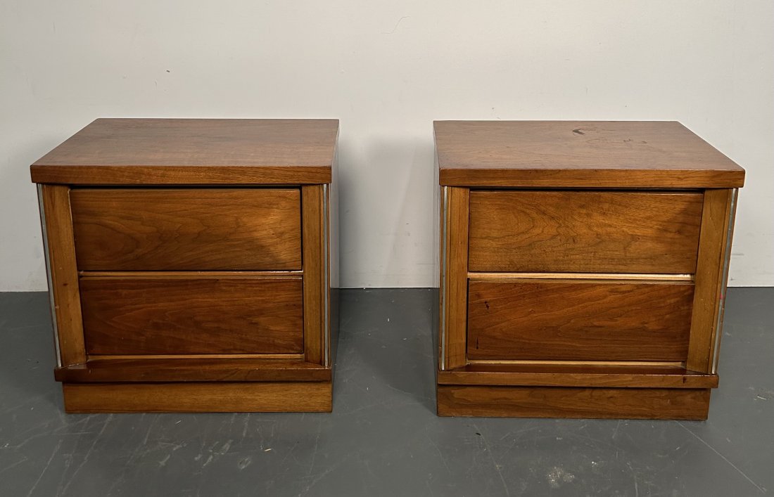 Pair of Vintage Mid-Century Modern Two Drawer Nightstands (1 of 6)