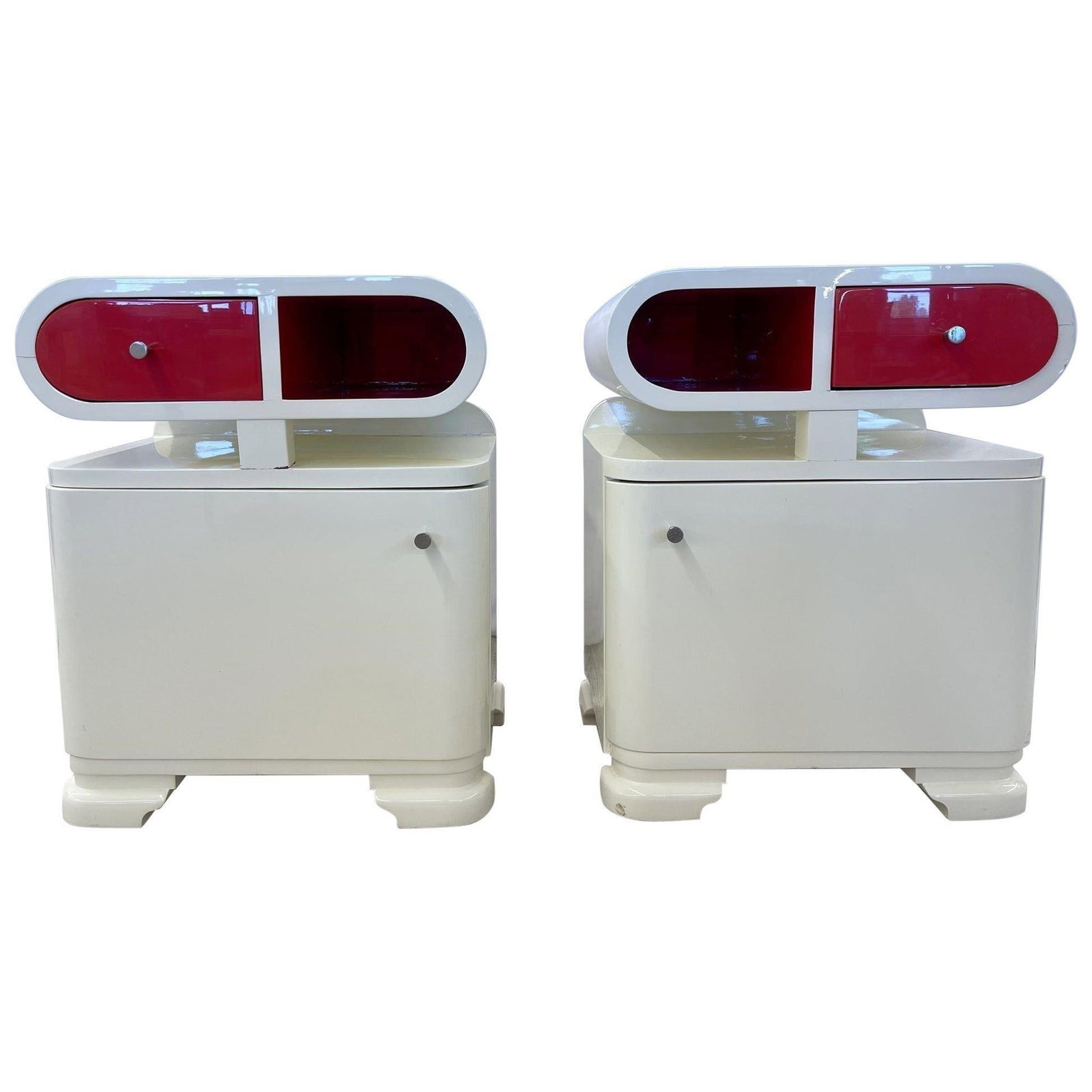 Pair of Art Deco Nightstands / End Tables, Lacquer (1 of 6)