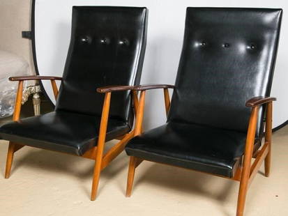 Pair Mid-Century Teak Black Lounge Chairs: Pair of Scandinavian teak and black lounge chairs.DimensionsHeight: 36.60 inWidth: 25.5 inDepth: 29.5 inSKU: 101-2289