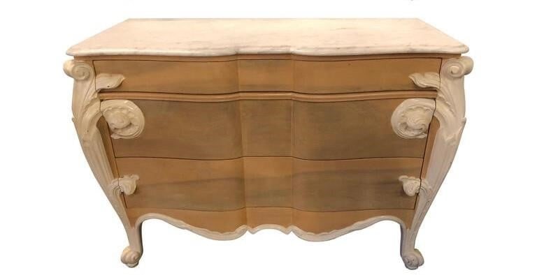 Hollywood Regency Louis XV Commodes by Casaragi (1 of 13)