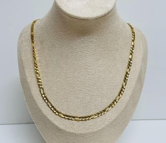 14K Figaro Chain Necklace 17.4 grams, Newish Condition
