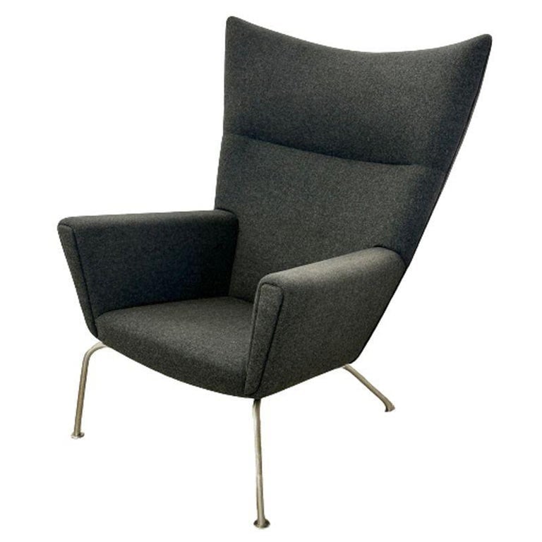 Hans Wegner for Carl Hansen & Son Wing Chair, Model Ch445 (1 of 13)