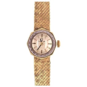 Omega 14k Wristwatch 18.2 Grams, 17 Jewels