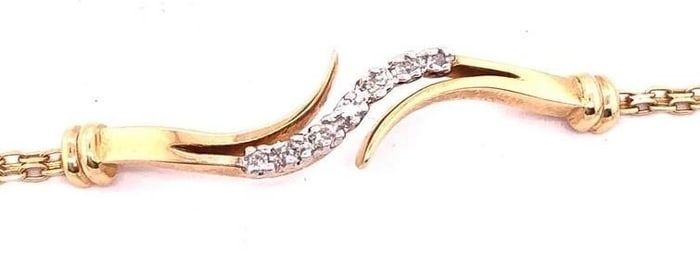 14 Karat Yellow Gold and Diamond Bracelet 4g