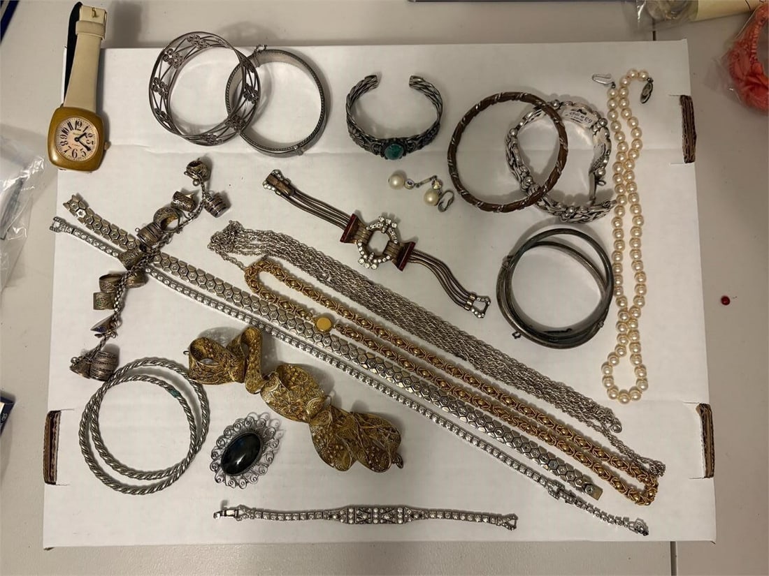 Large Lot of Sterling Jewelry, Mexico, Box 63 (1 of 8)