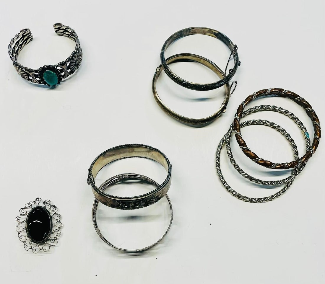 Group of 8 Sterling Silver Bangles & 1 Brooch: Antique Group of 8 Stamped Bangles, sterling silver.1 Brooch.