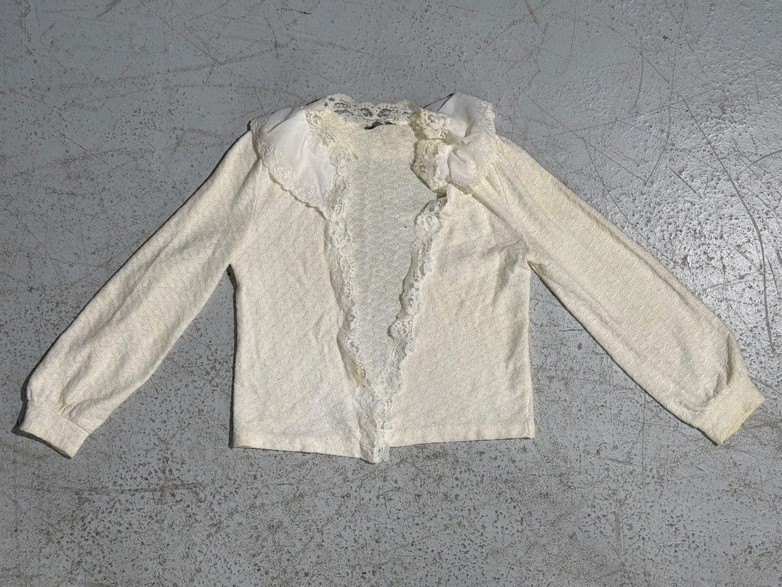Vintage Dior Lingerie/ Cardigan 100% Cotton: Vintage Dior Cardigan 100% cotton, size 36.