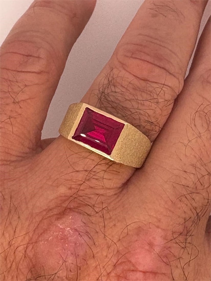 14K Yellow Gold Ruby Ring, Size 10 - 3