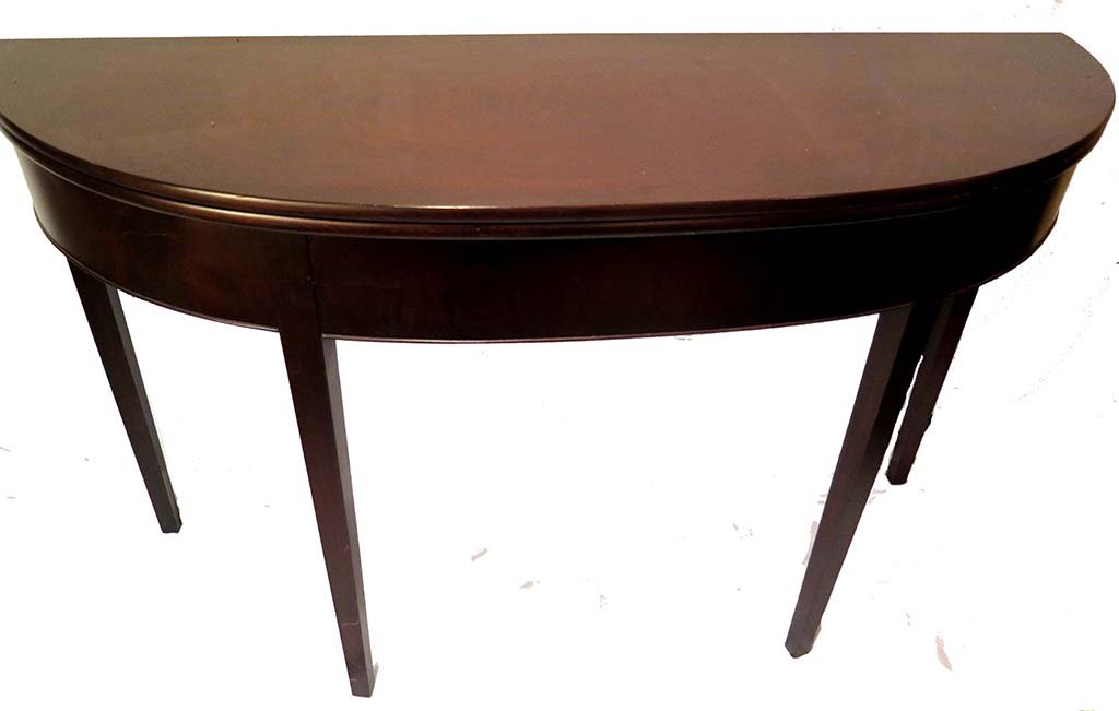 CONSOLE TABLE (1 of 5)