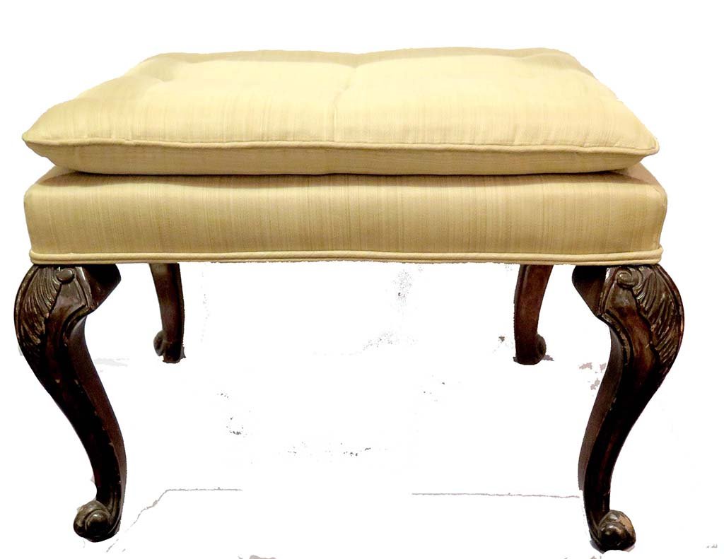 CHIPPENDALE STYLE FOOT REST (1 of 6)