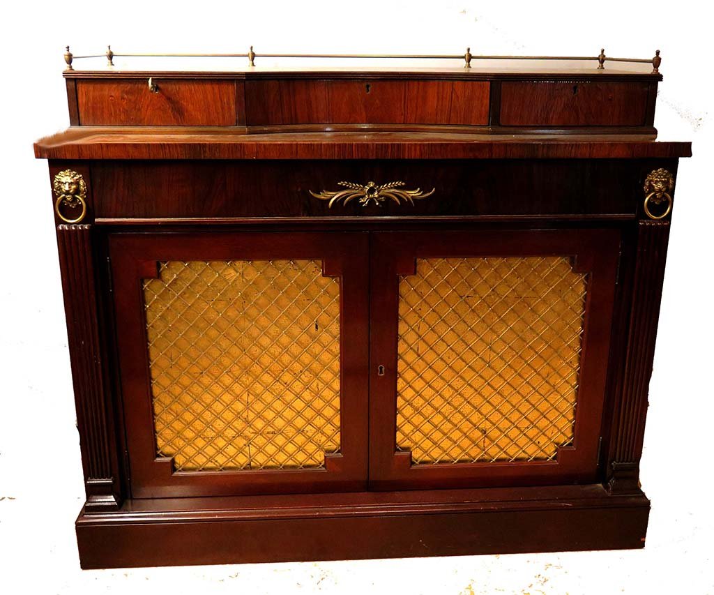 ROSEWOOD REGENCY SERVER (1 of 10)