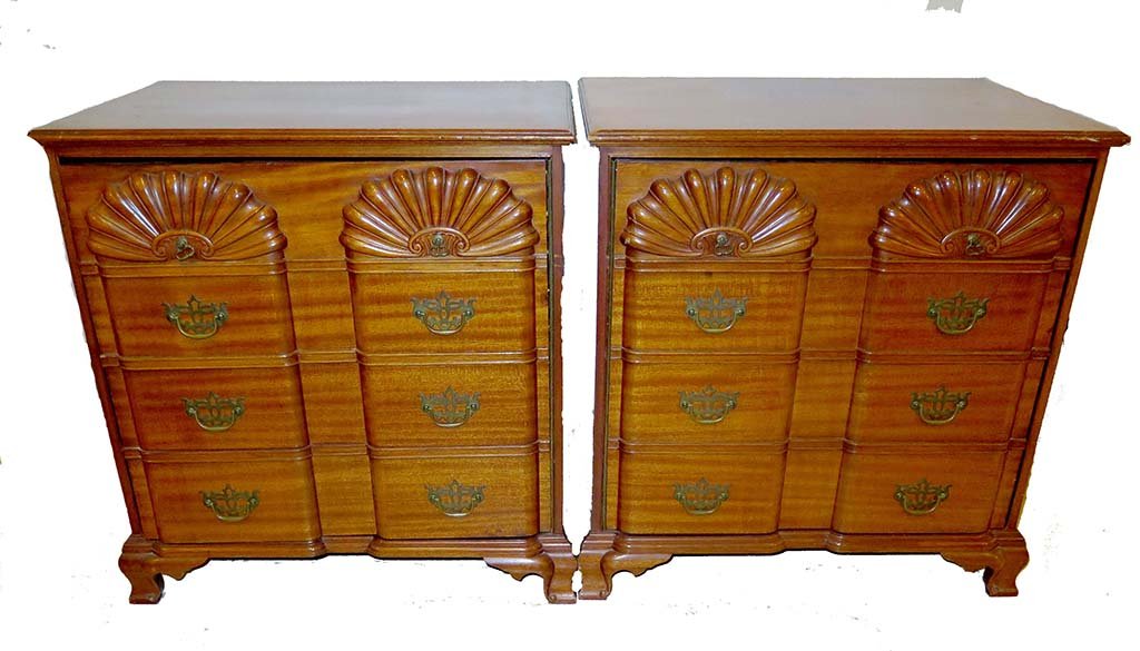 PAIR CABINETS MANUFACTURED BY MARGOILS (1 of 8)