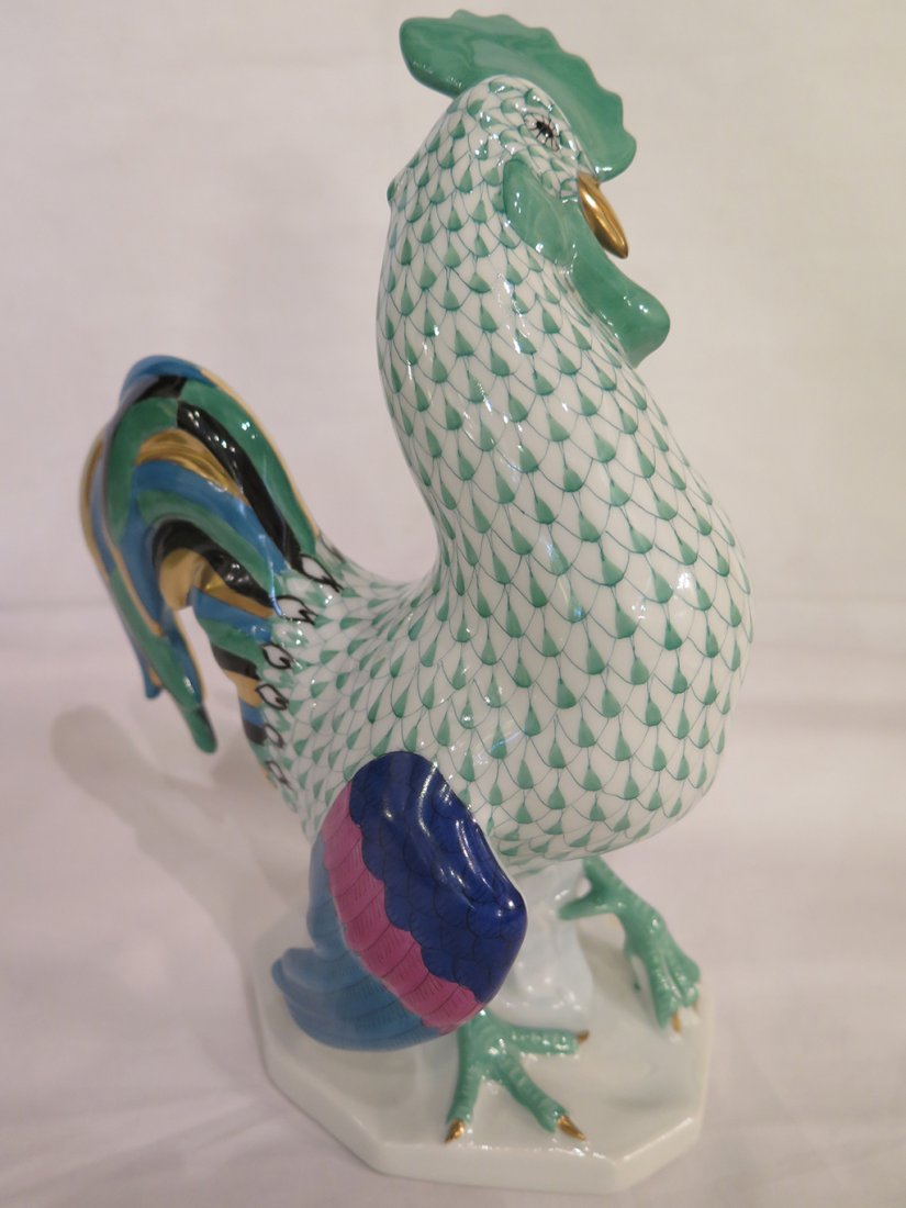 HERAND FIGURAL ROOSTER: A handpainted Herand Rooster. Makers mark and numbered 5014 / VHY A96 on bottom. Measures: 7Â½" L x 9Â¼" H.