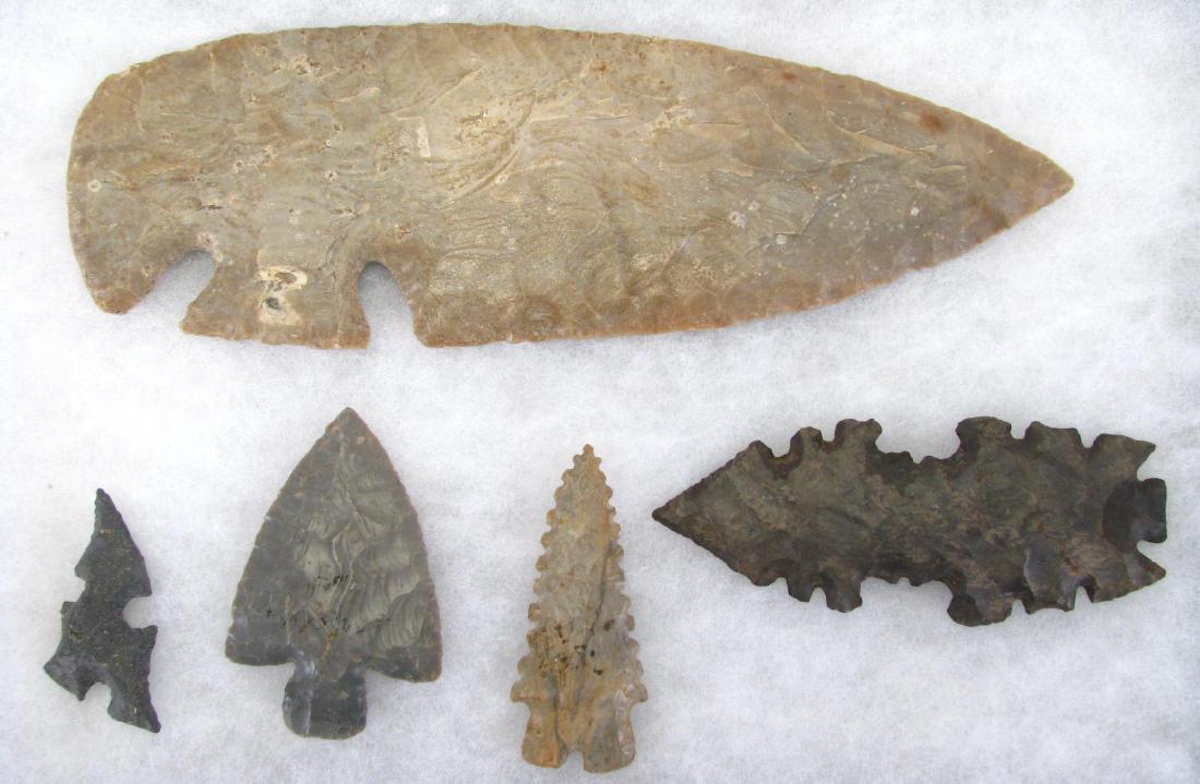 Native American Tang Knife and Points (1 of 7)