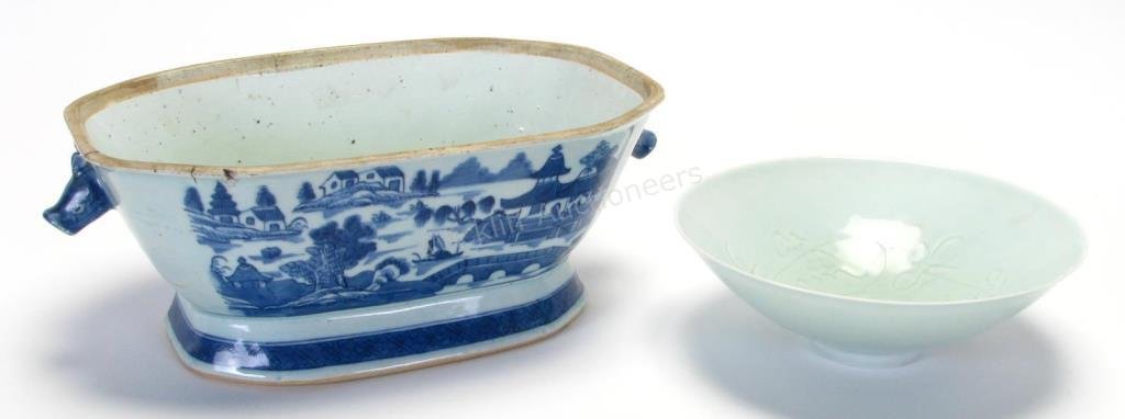 Chinese Celadon Bowl, Export Canton Tureen Base (1 of 8)