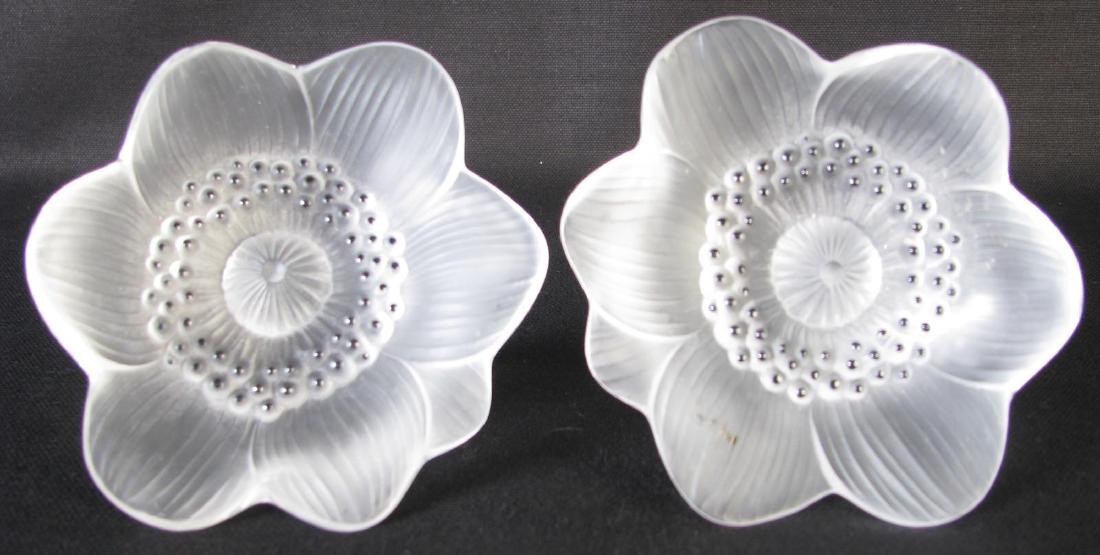 Two Lalique Crystal 'Anemone' Paperweights (1 of 3)