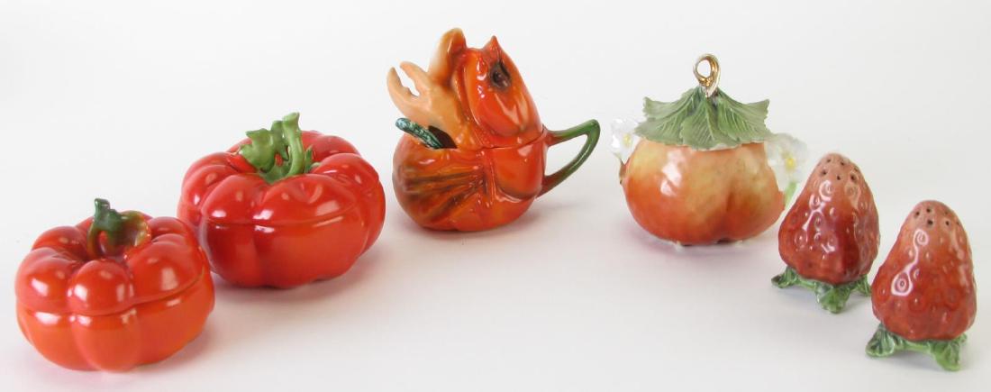 Group of Royal Bayreuth Porcelain (1 of 8)