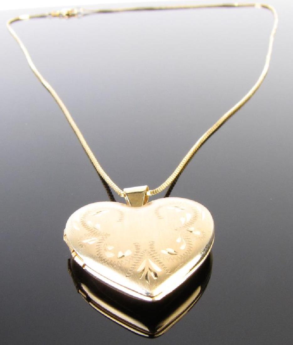 14K Yellow Gold Heart Pendant/Locket and Chain (1 of 3)