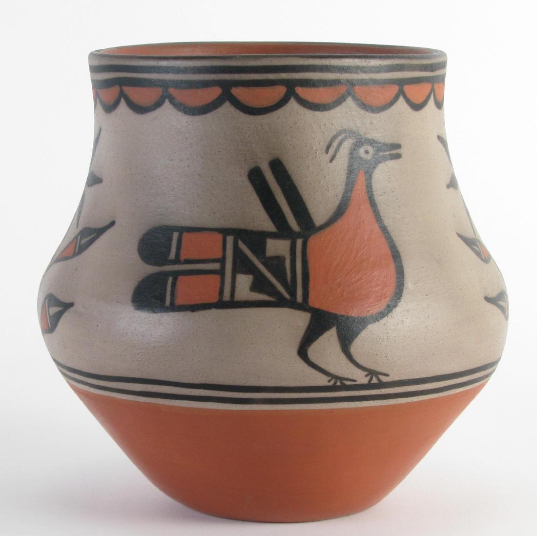 Robert Tonorio Santo Domingo Pottery Pot (1 of 5)