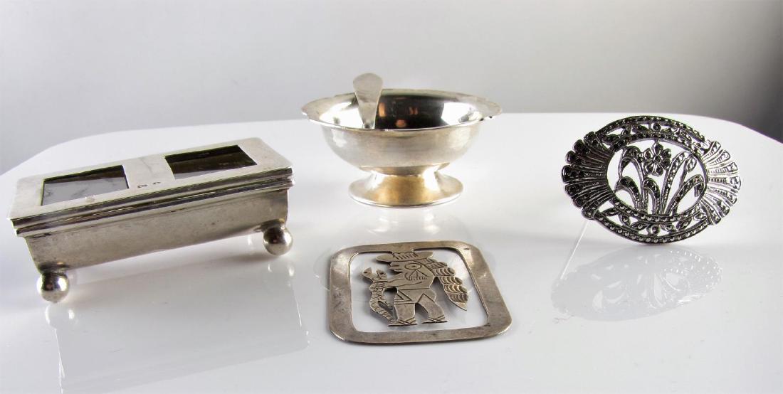 Sterling Accessories, E.S. Barnsley (1 of 12)