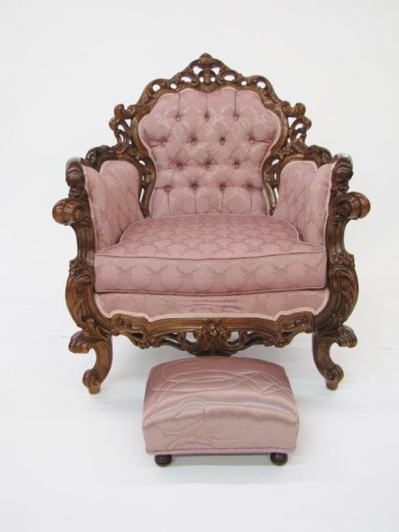 Rococo Style Side Chair, Kimball Furniture: A Rococo style upholstered side chair, by Kimball Furniture, Montgomery, AL, with button tufted silk upholstery, carved frame, 40"h