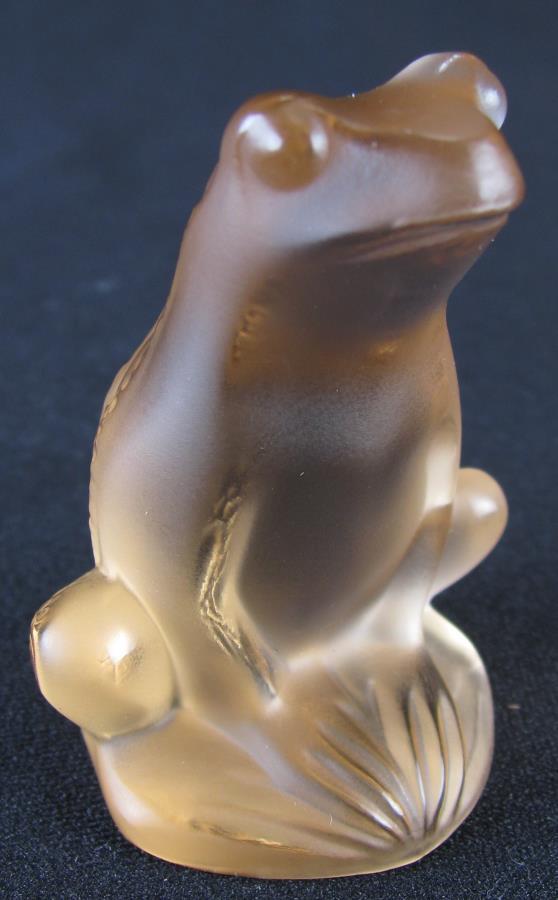 Lalique 'Grenouille' Crystal Figure (1 of 4)