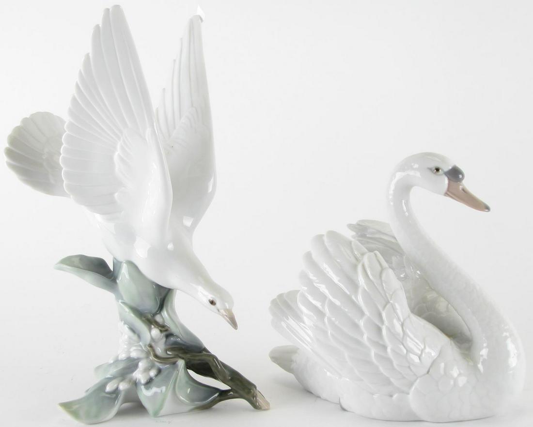 Two Lladro Porcelain Swan Figures (1 of 6)