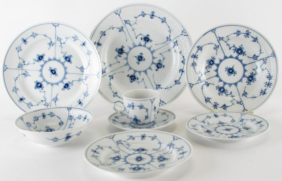 Set of Royal Copenhagen Fluted Lace China, 97 pcs (1 of 7)