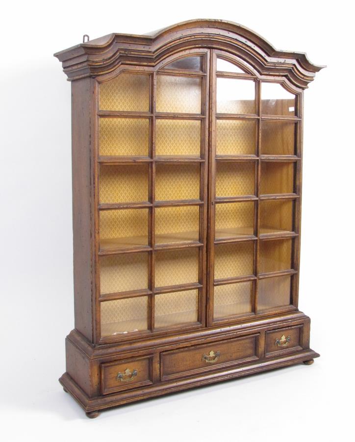 Italian Style Wall Curio (1 of 4)