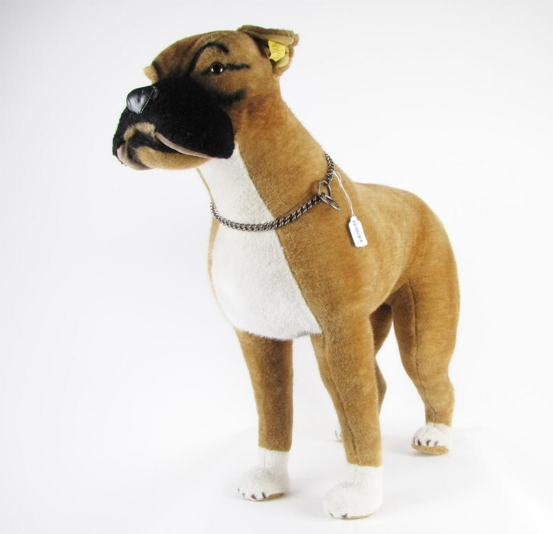 Monumental Steiff Boxer (1 of 5)