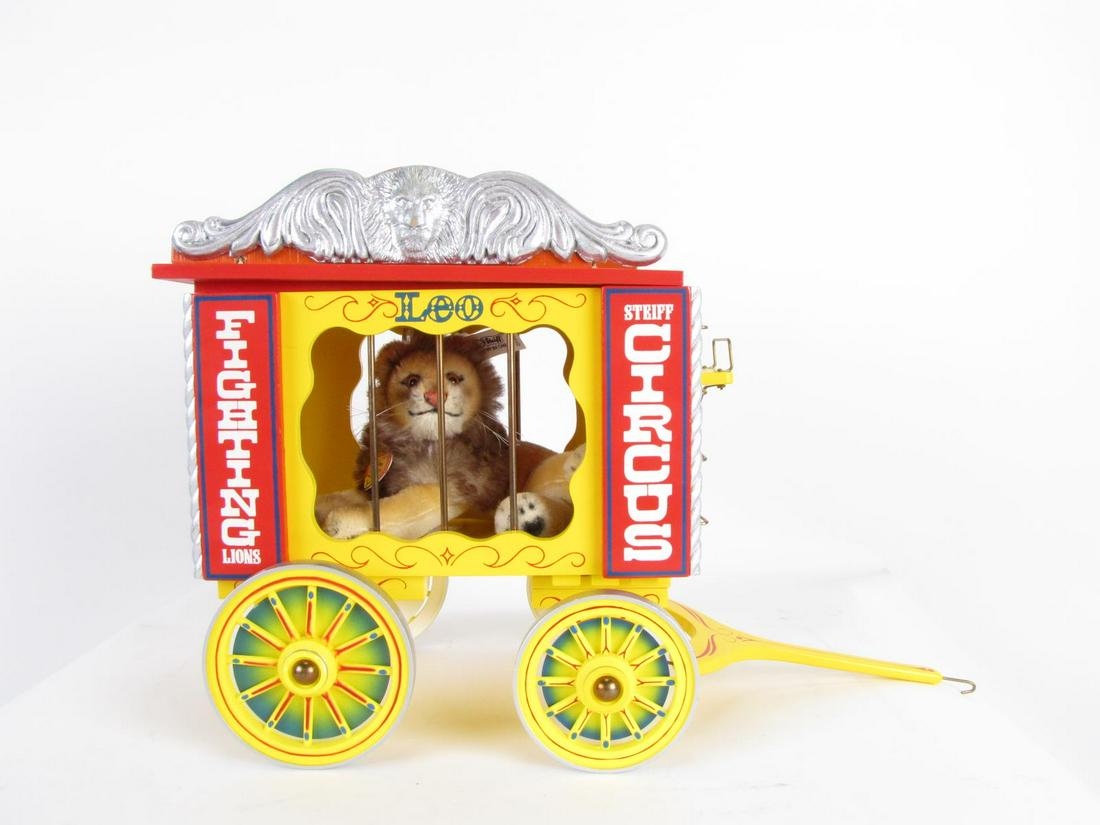 Steiff Golden Age of the Circus, "Leo" the Lion (1 of 6)