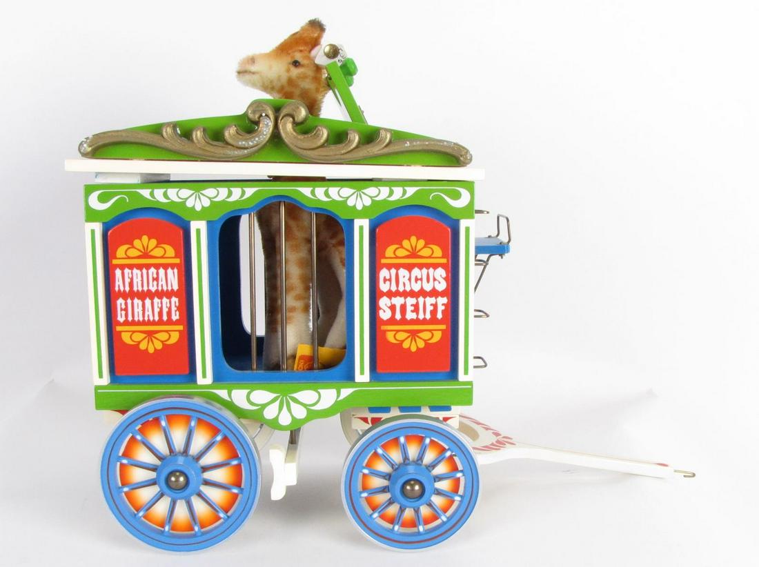 Steiff Golden Age of the Circus, African Giraffe (1 of 6)